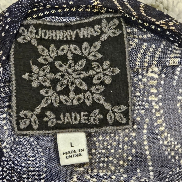 Johnny Was Jade Top L Whimsical Short Sleeve Semi Sheer Crew Neck Floral/Paisley - Picture 3 of 10
